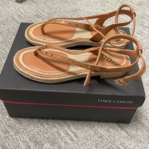 New Vince camuto Himalayan tan two tone lux